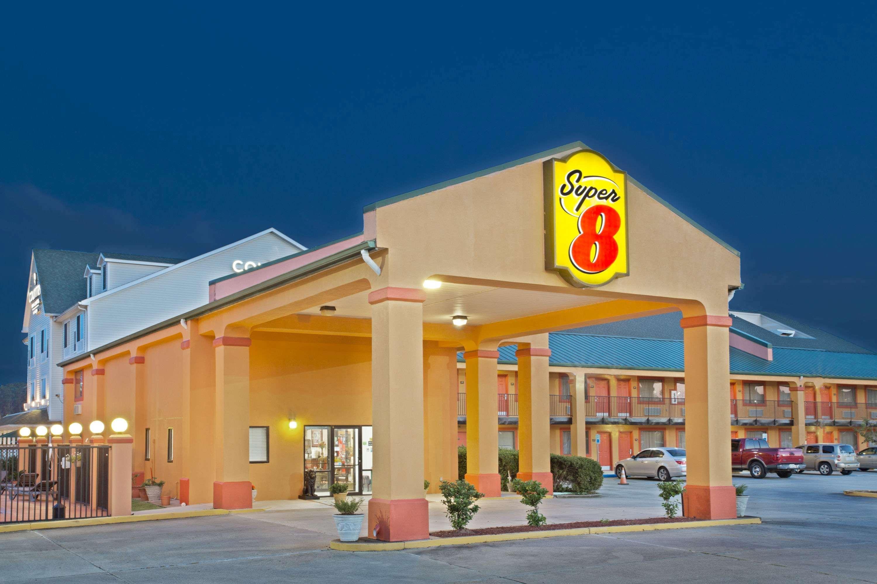 Hotel Super 8 By Wyndham Covington Esterno foto